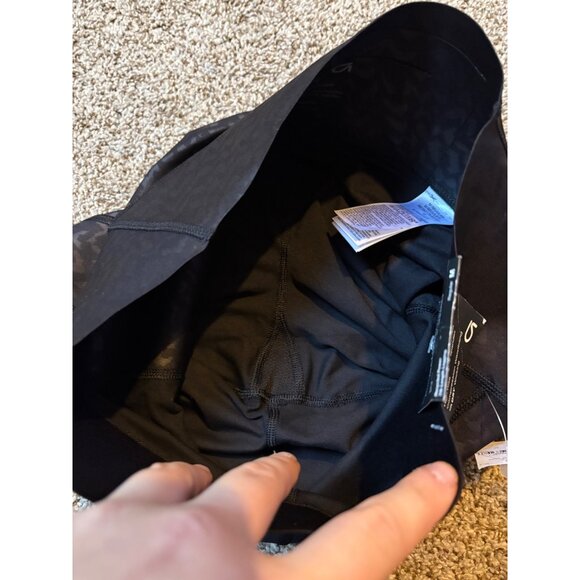 NEW Gap Fit Recycled Power 7/8 High-Rise Black Animal Print Leggings Medium - Picture 7 of 10